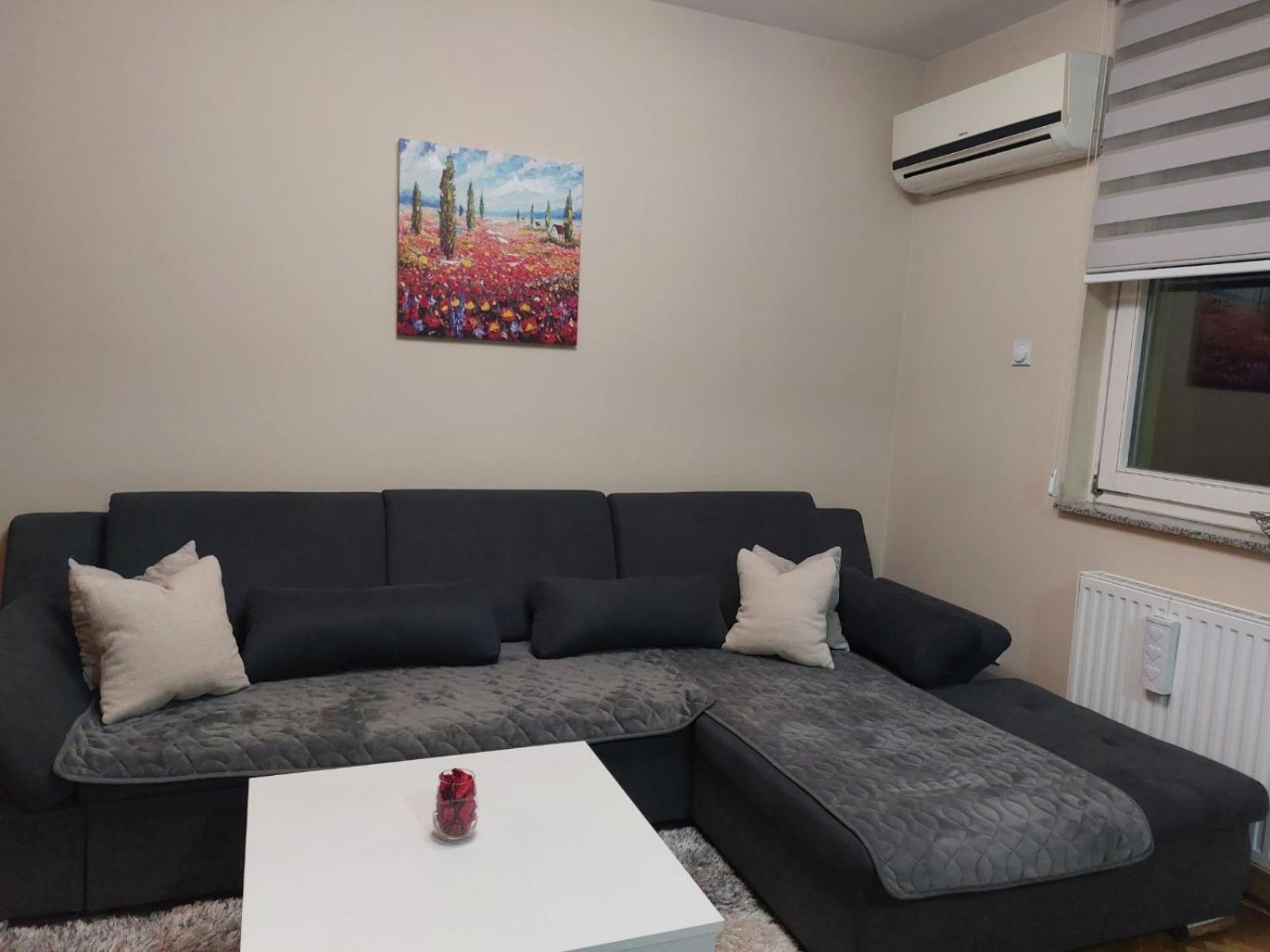Lnb Lux Apartment Добой Екстериор снимка